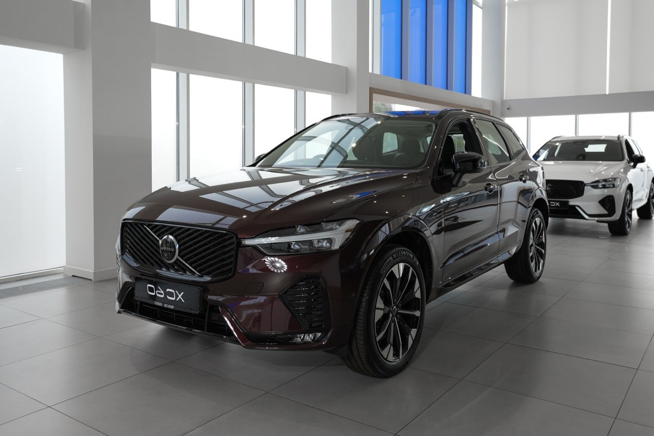 Volvo XC60 2025 B5 Ultra Dark Mulberry