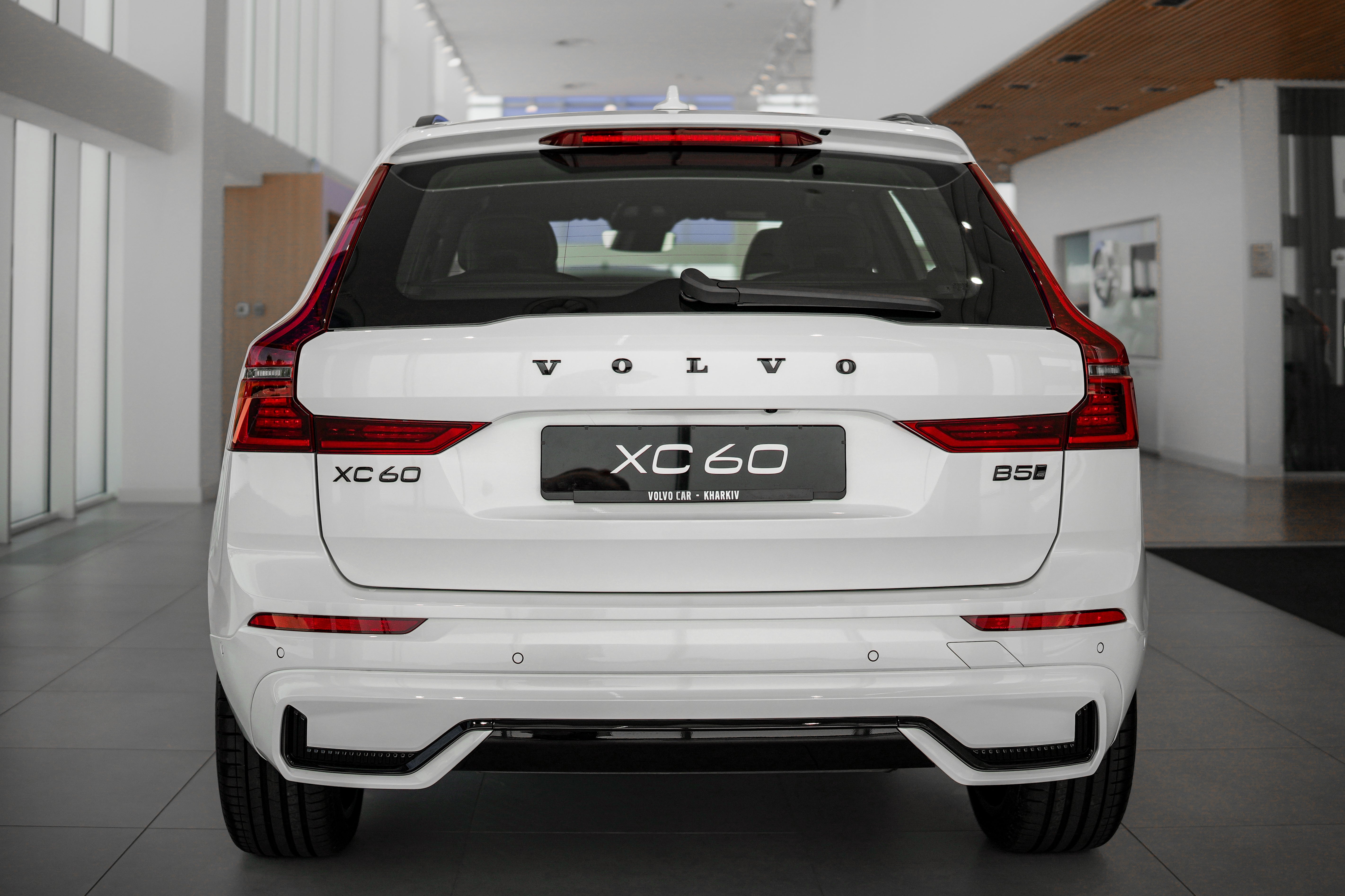 Volvo XC60 2025 B5 Plus Black Edition
