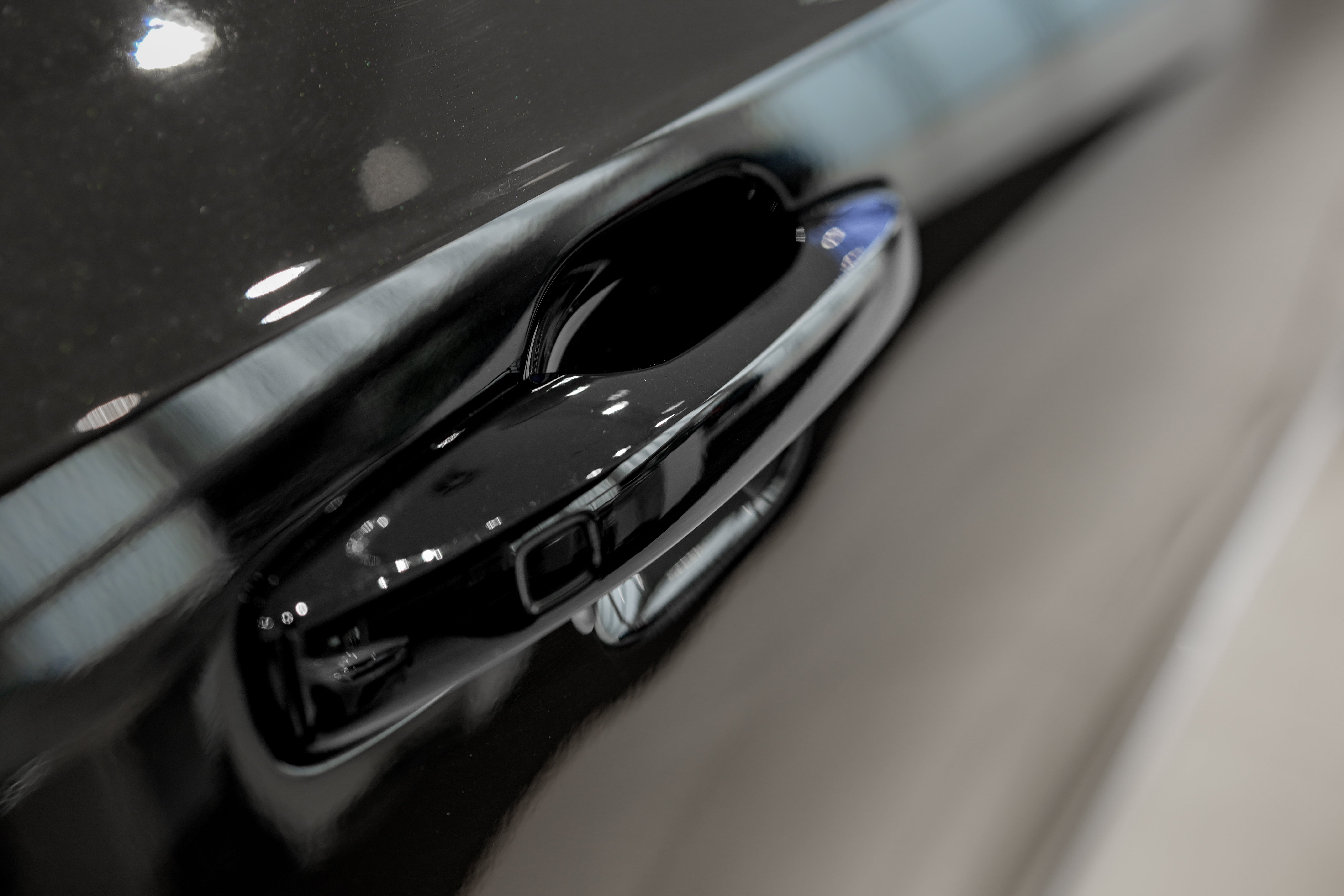 Volvo XC90 B5 Plus Bright Onyx Black