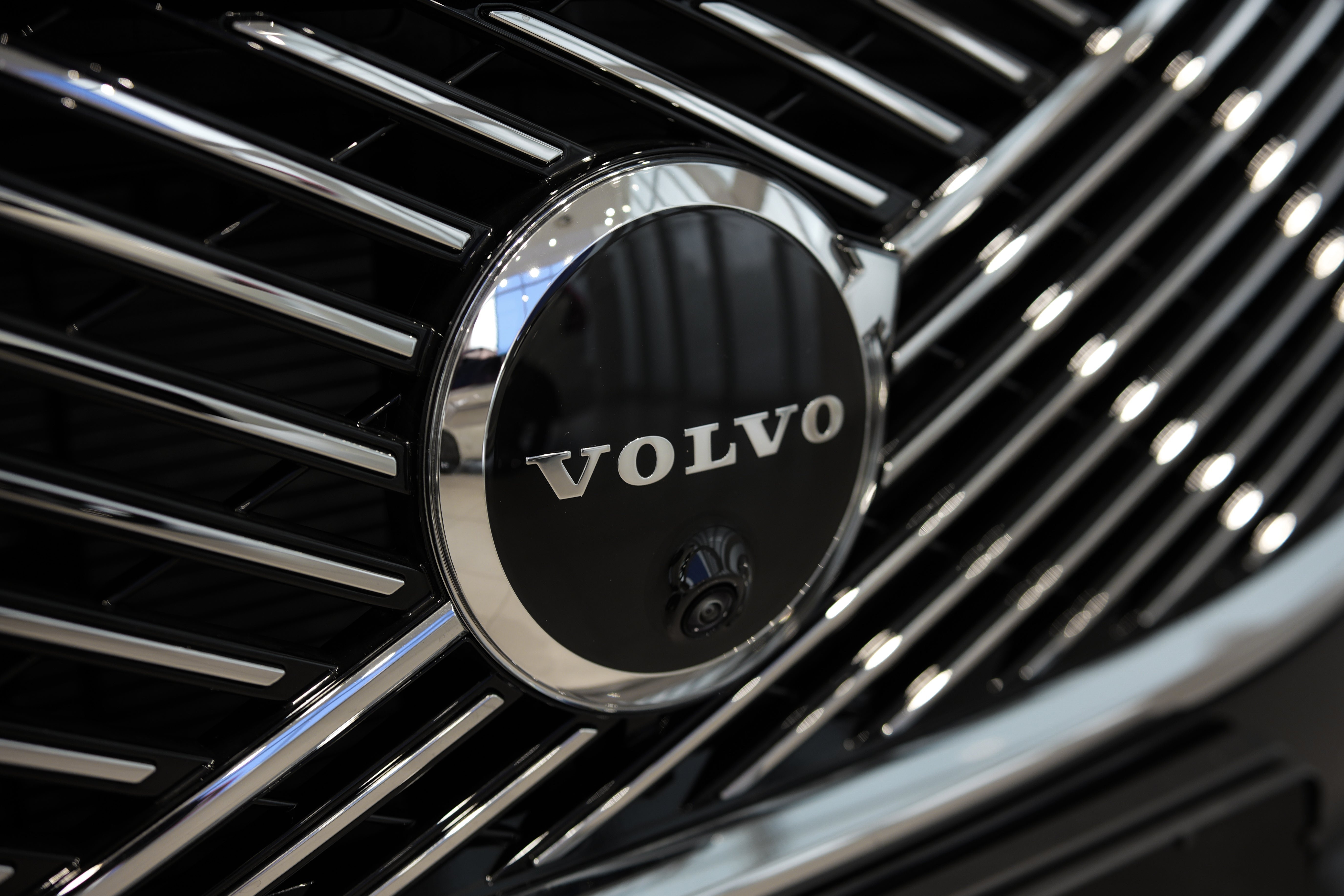 Volvo XC90 B5 Plus Bright Onyx Black