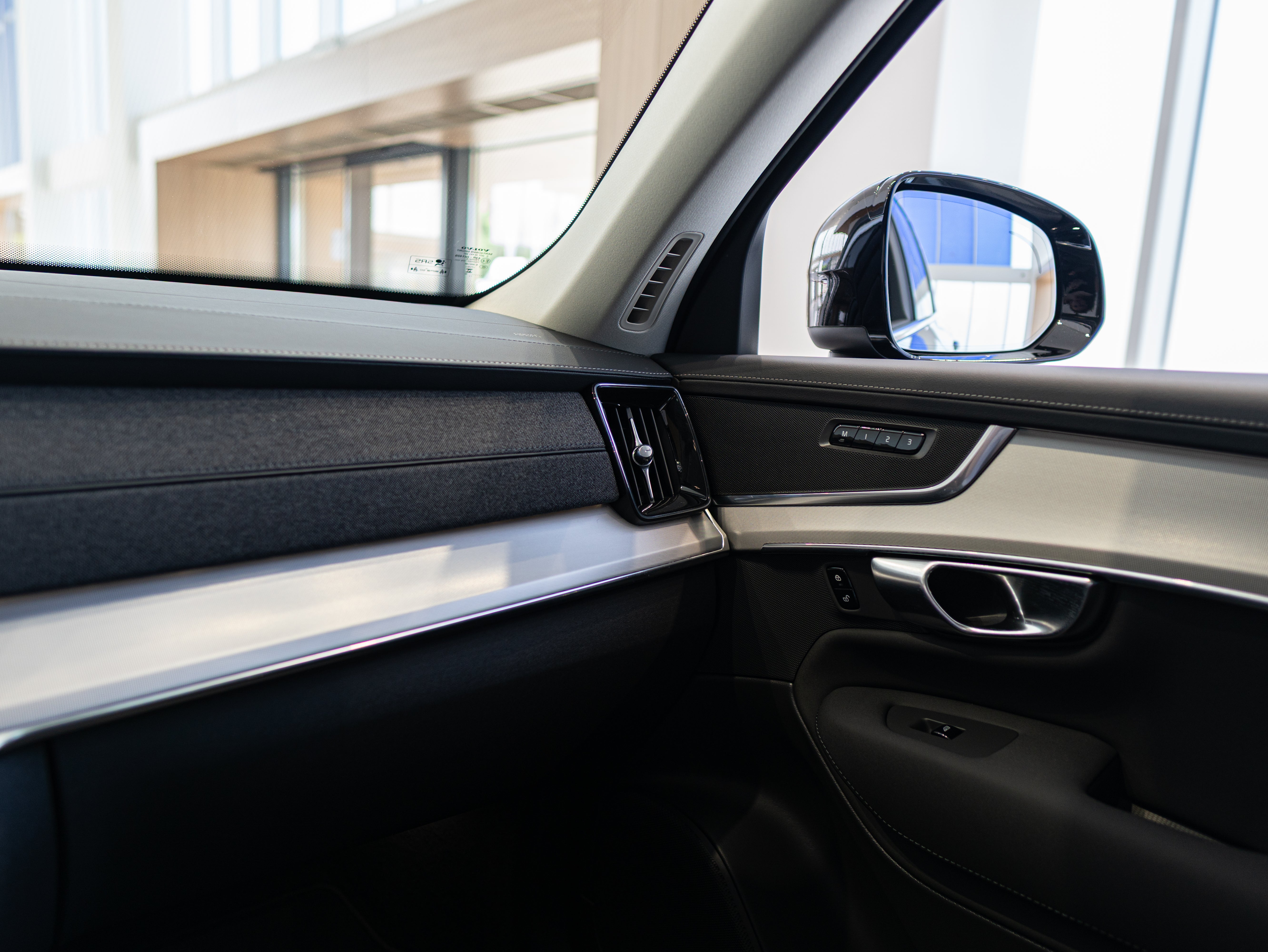 Volvo XC90 B5 Core Onyx Black - Charcoal/Vinyl5/Charcoal