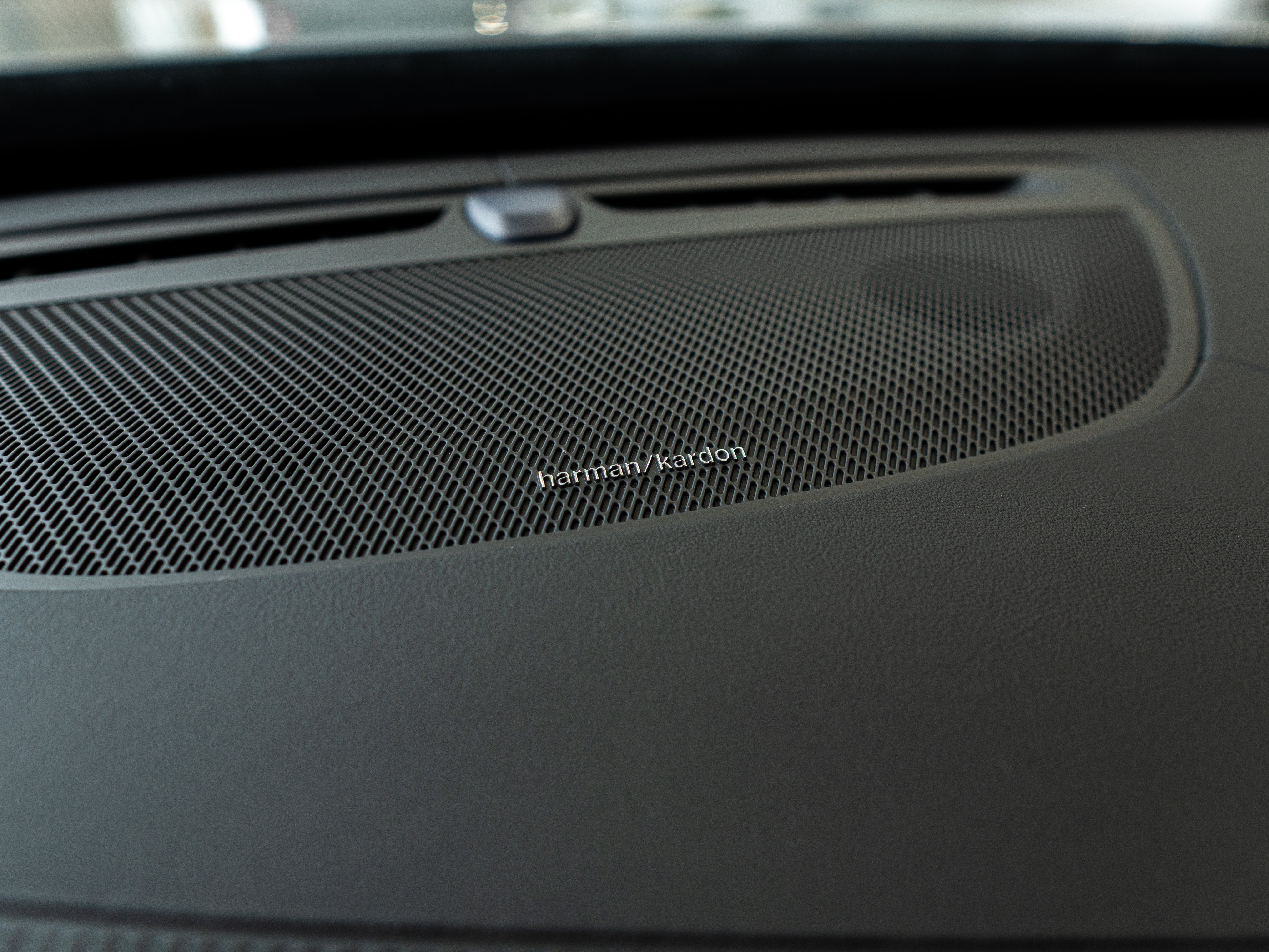 Volvo XC90 T8 Plus Black Edition MY26.5 Vapour Grey - Charcoal/Leac/Charc
