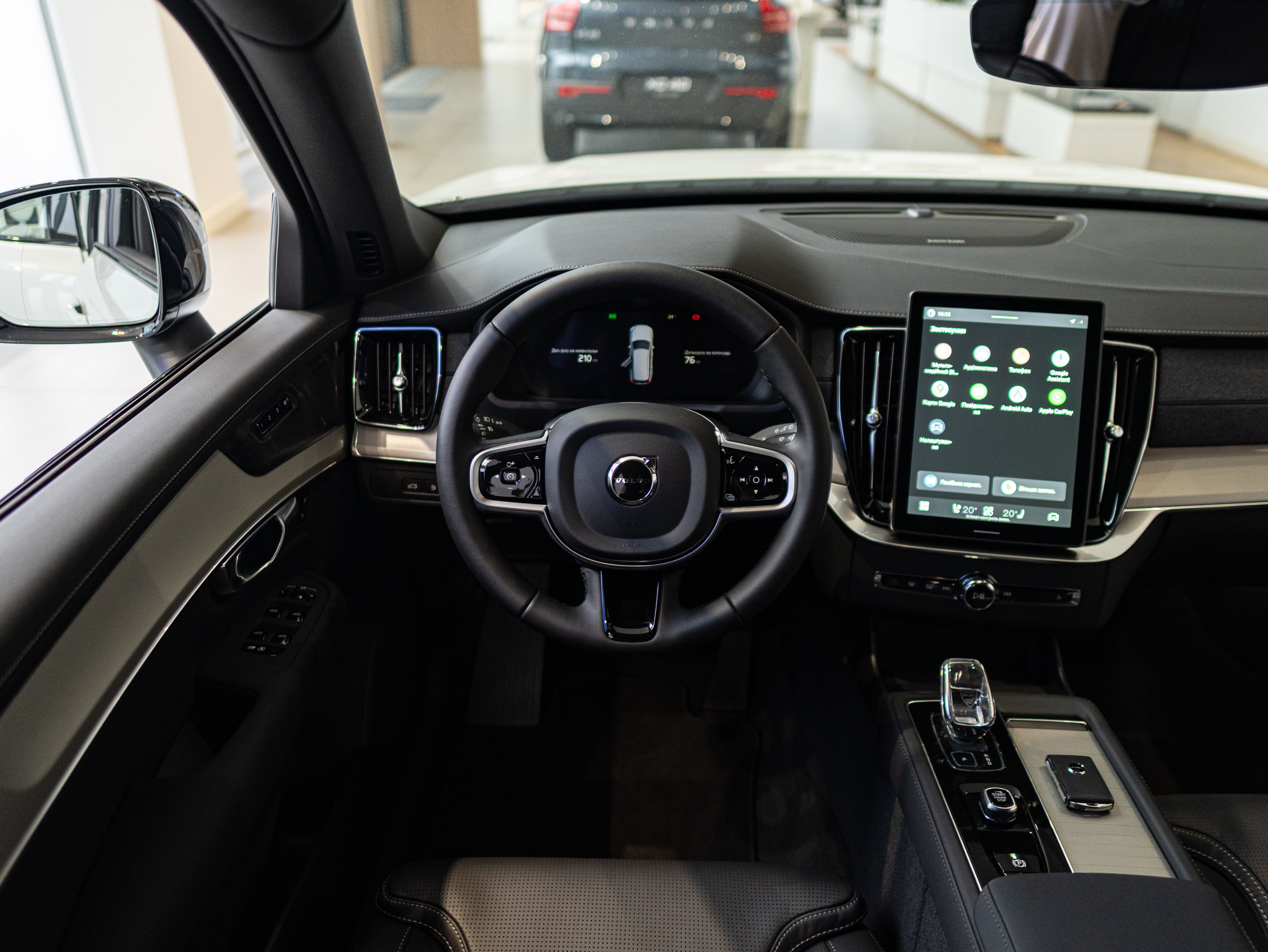 Volvo XC90 T8 Plus Black Edition Crystal White - Charcoal/Leac/Cardamom 2026