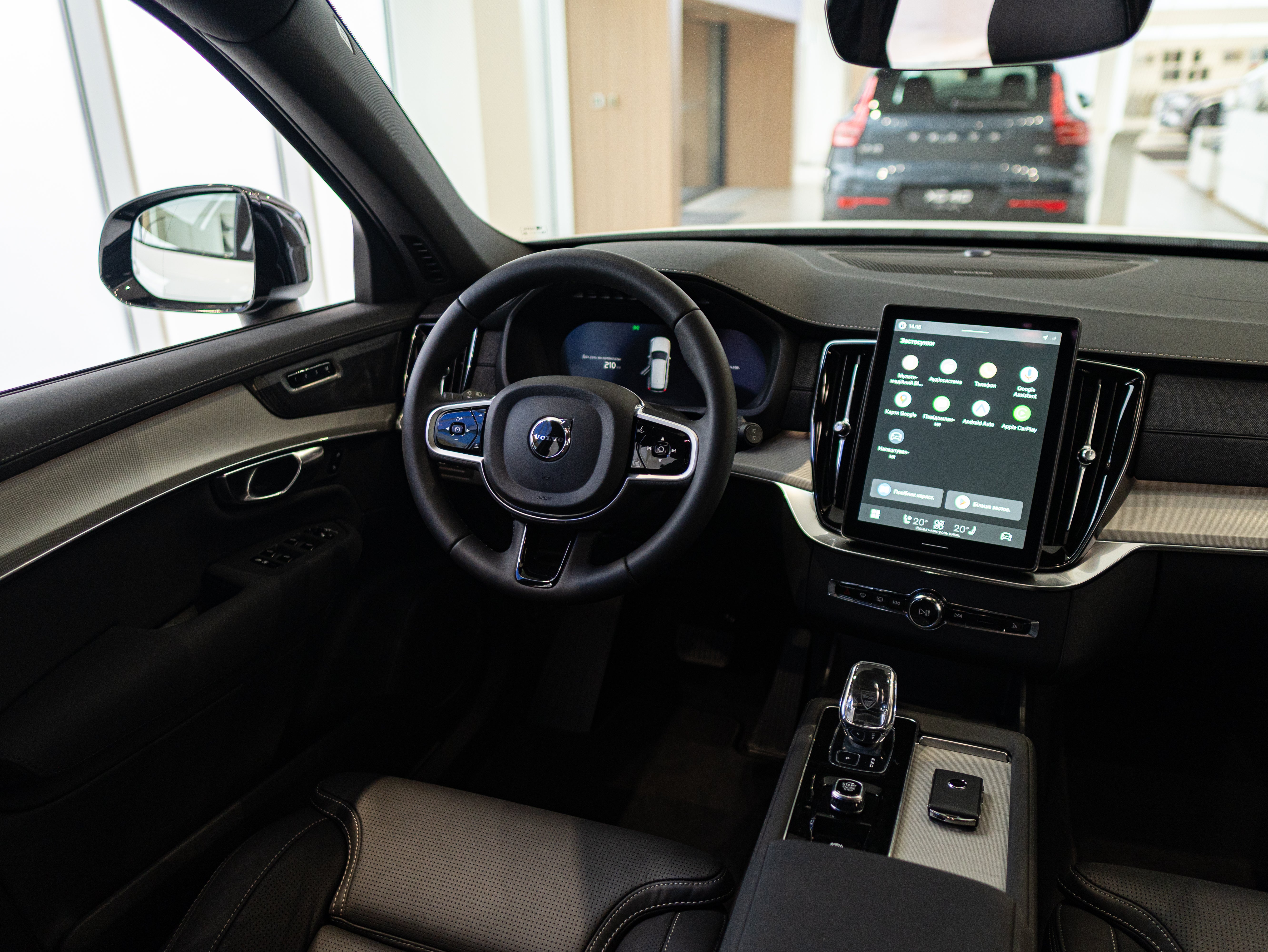 Volvo XC90 T8 Plus Black Edition Crystal White - Charcoal/Leac/Cardamom 2026