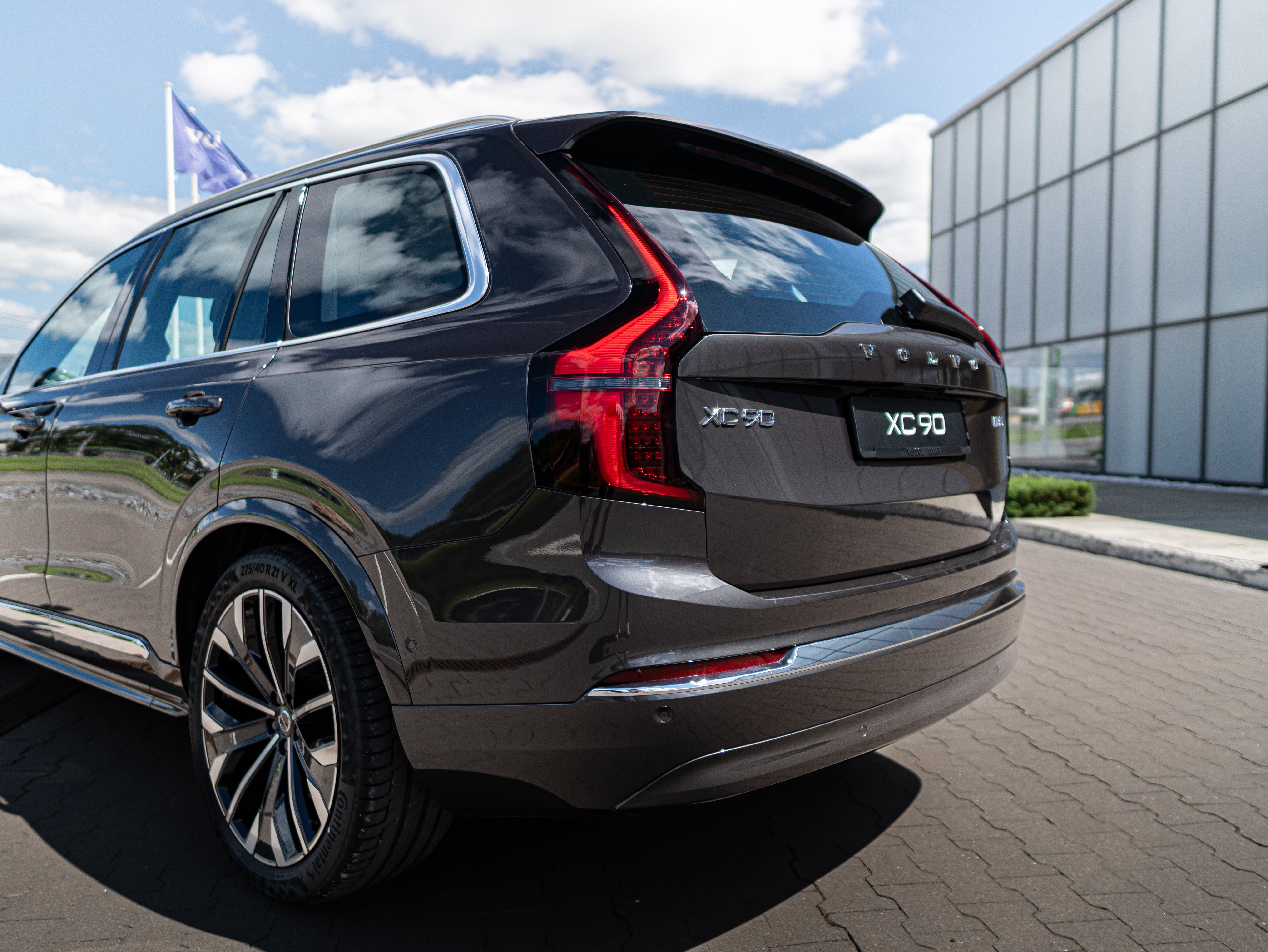 Volvo XC90 B5 Plus Bright Platinum Grey - Charcoal/Leac/Cardamom 2026