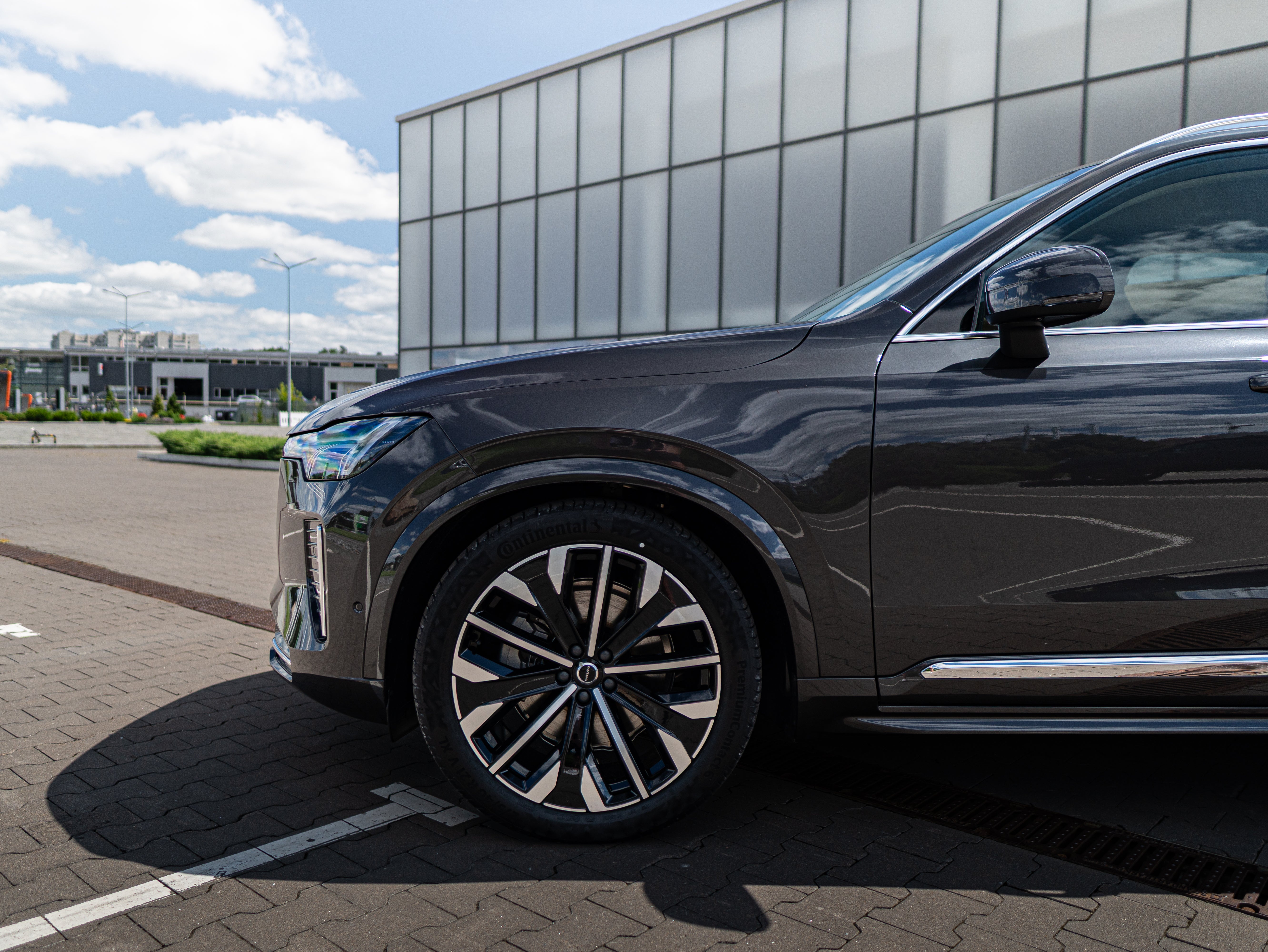 Volvo XC90 B5 Plus Bright Platinum Grey - Charcoal/Leac/Cardamom 2026
