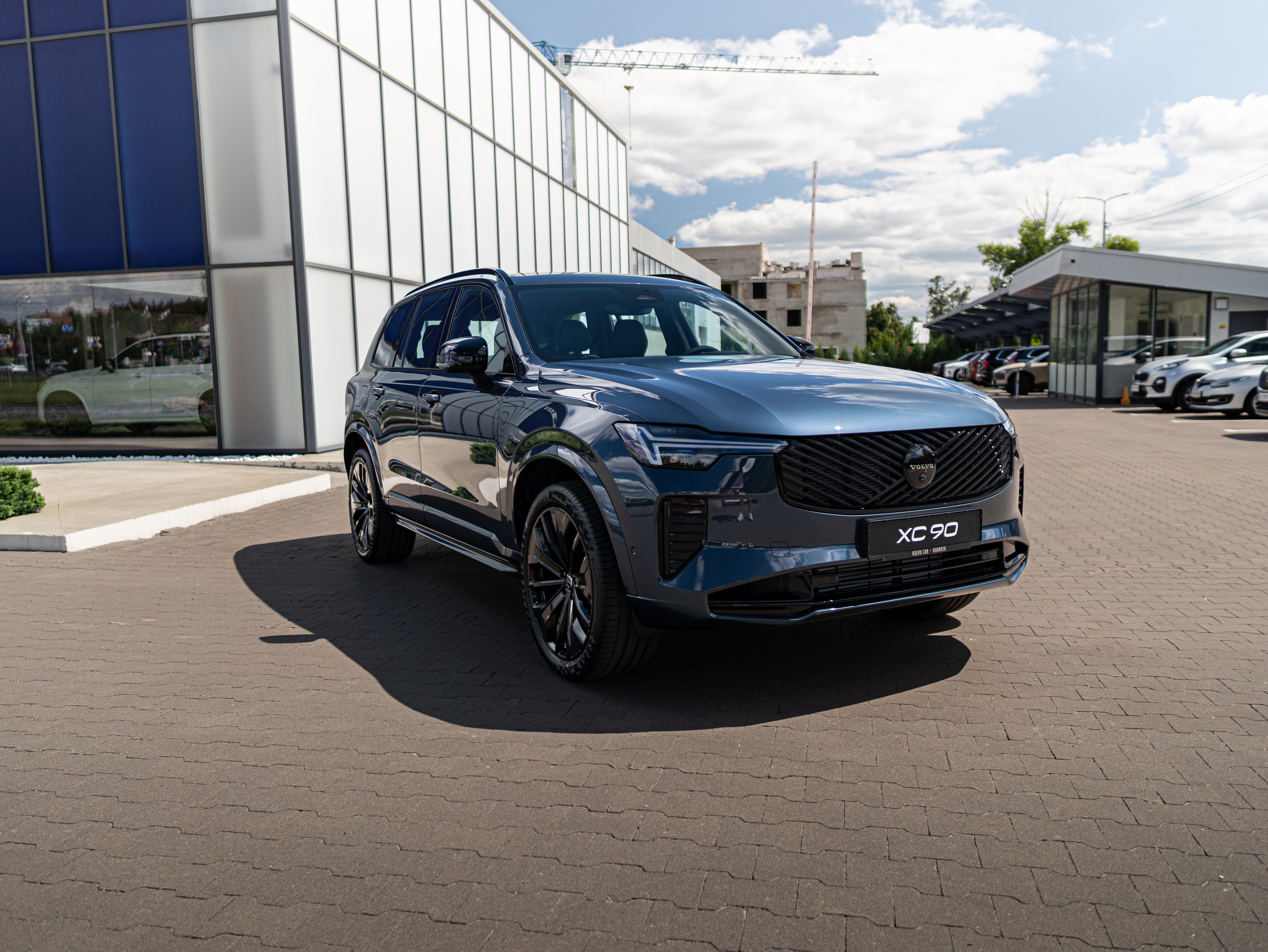 Volvo XC90 T8 Plus Black Edition Denim Blue - Charcoal/Leac/Cardamom 2026