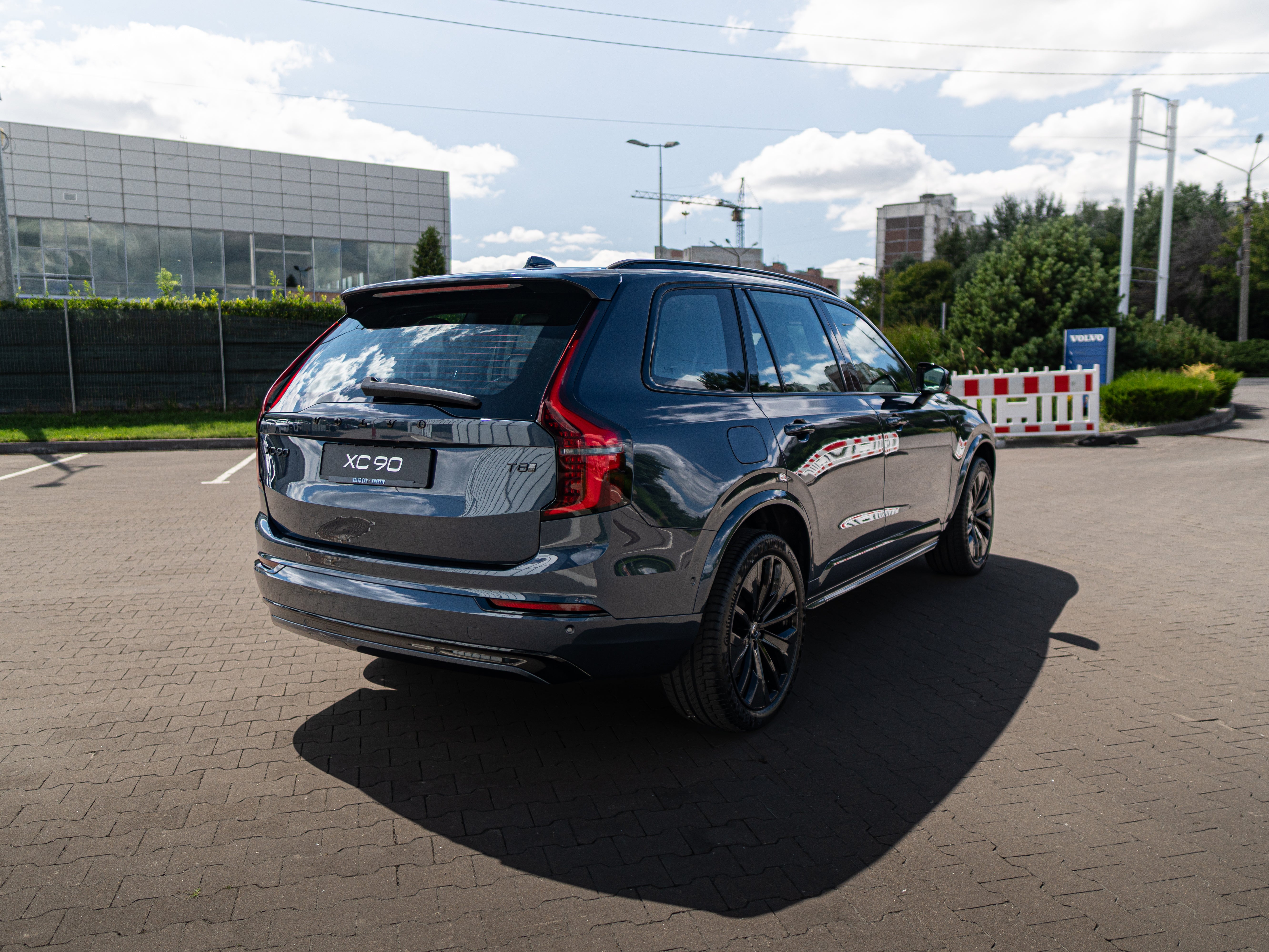 Volvo XC90 T8 Plus Black Edition Denim Blue - Charcoal/Leac/Cardamom 2026