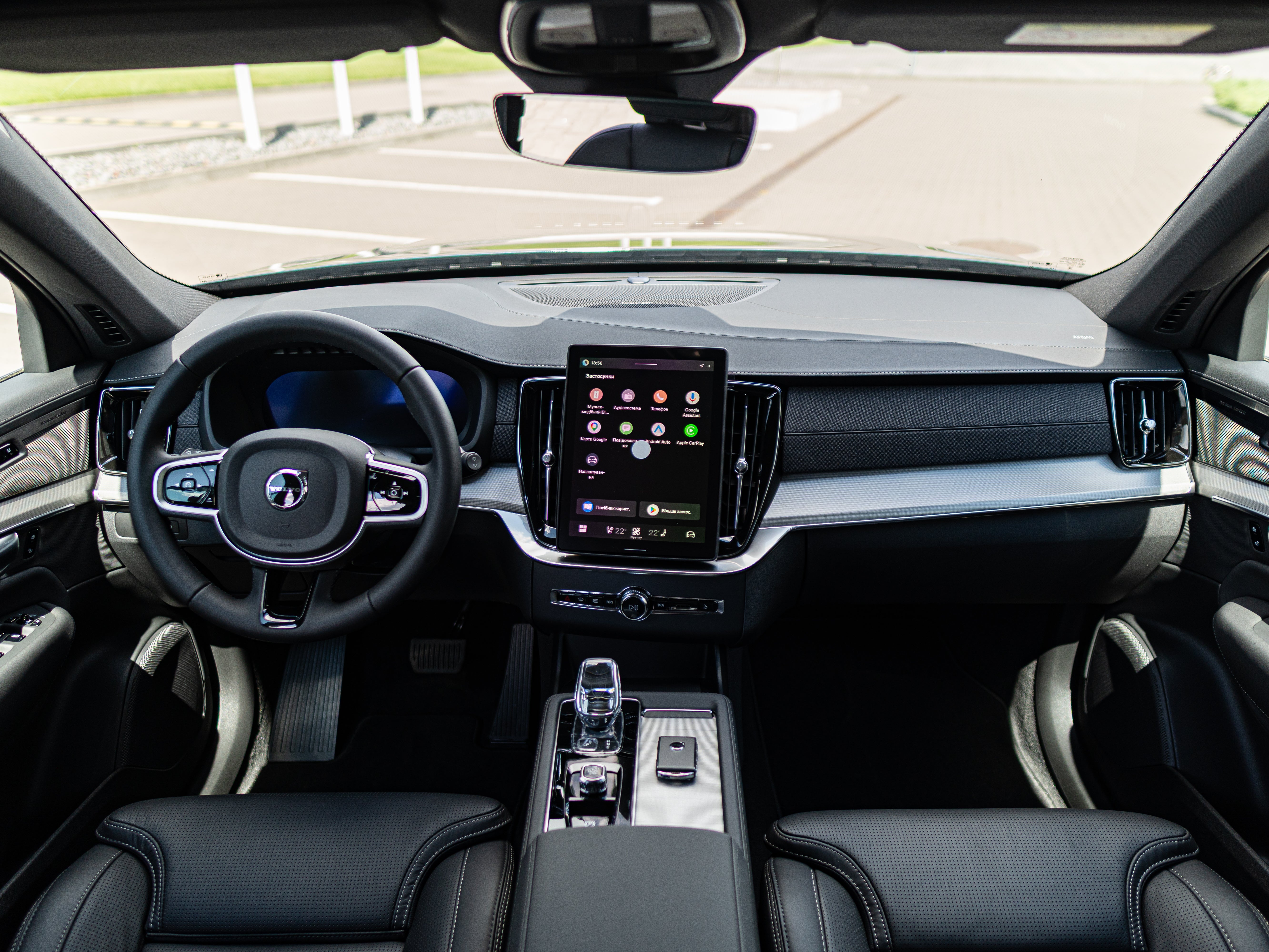 Volvo XC90 T8 Plus Black Edition Denim Blue - Charcoal/Leac/Cardamom 2026