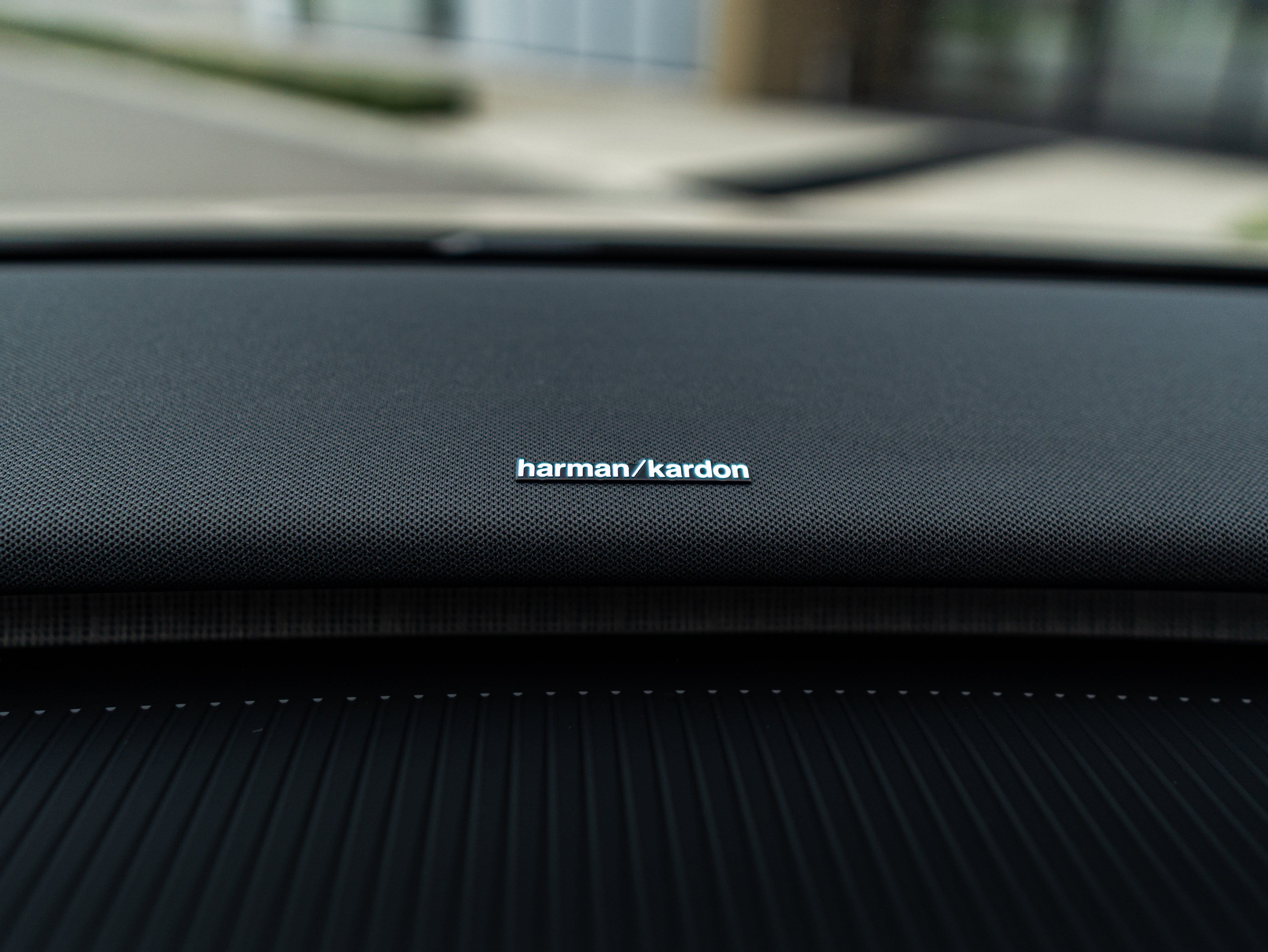 Volvo EX30 Cross Country Ultra - Sand Dune