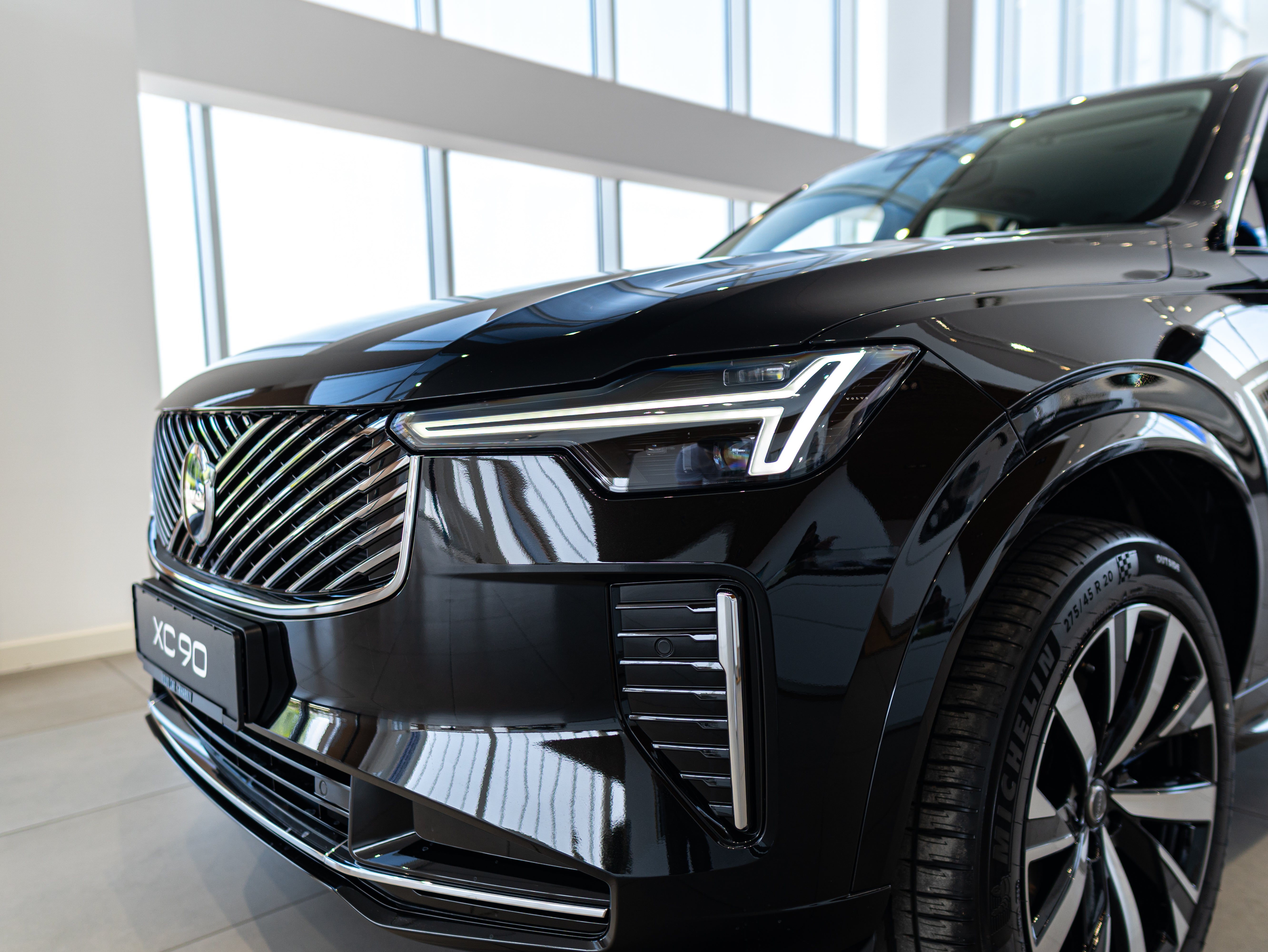 Volvo XC90 B5 Core Onyx Black - Charcoal/Vinyl5/Charcoal