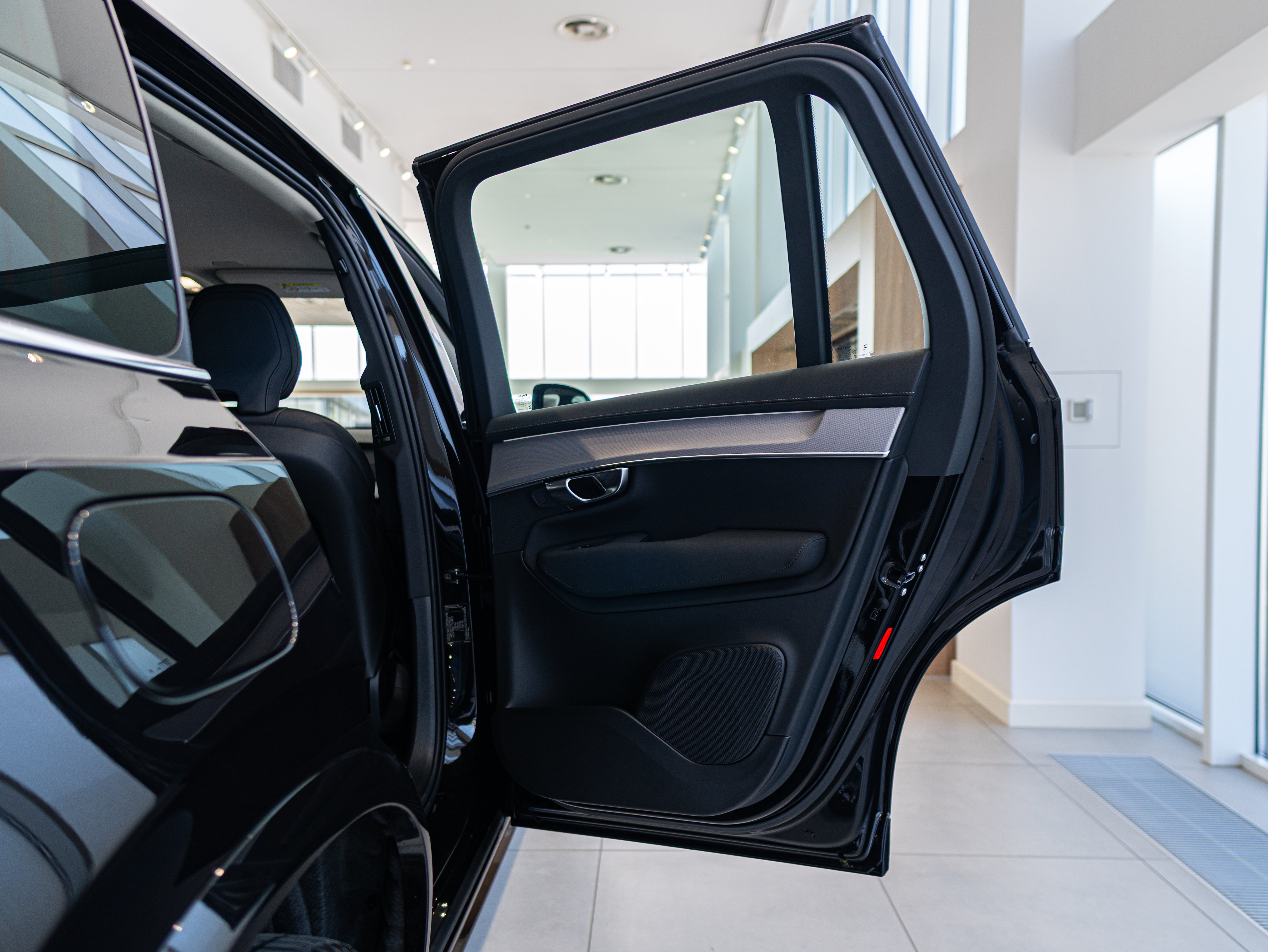 Volvo XC90 B5 Core Onyx Black - Charcoal/Vinyl5/Charcoal