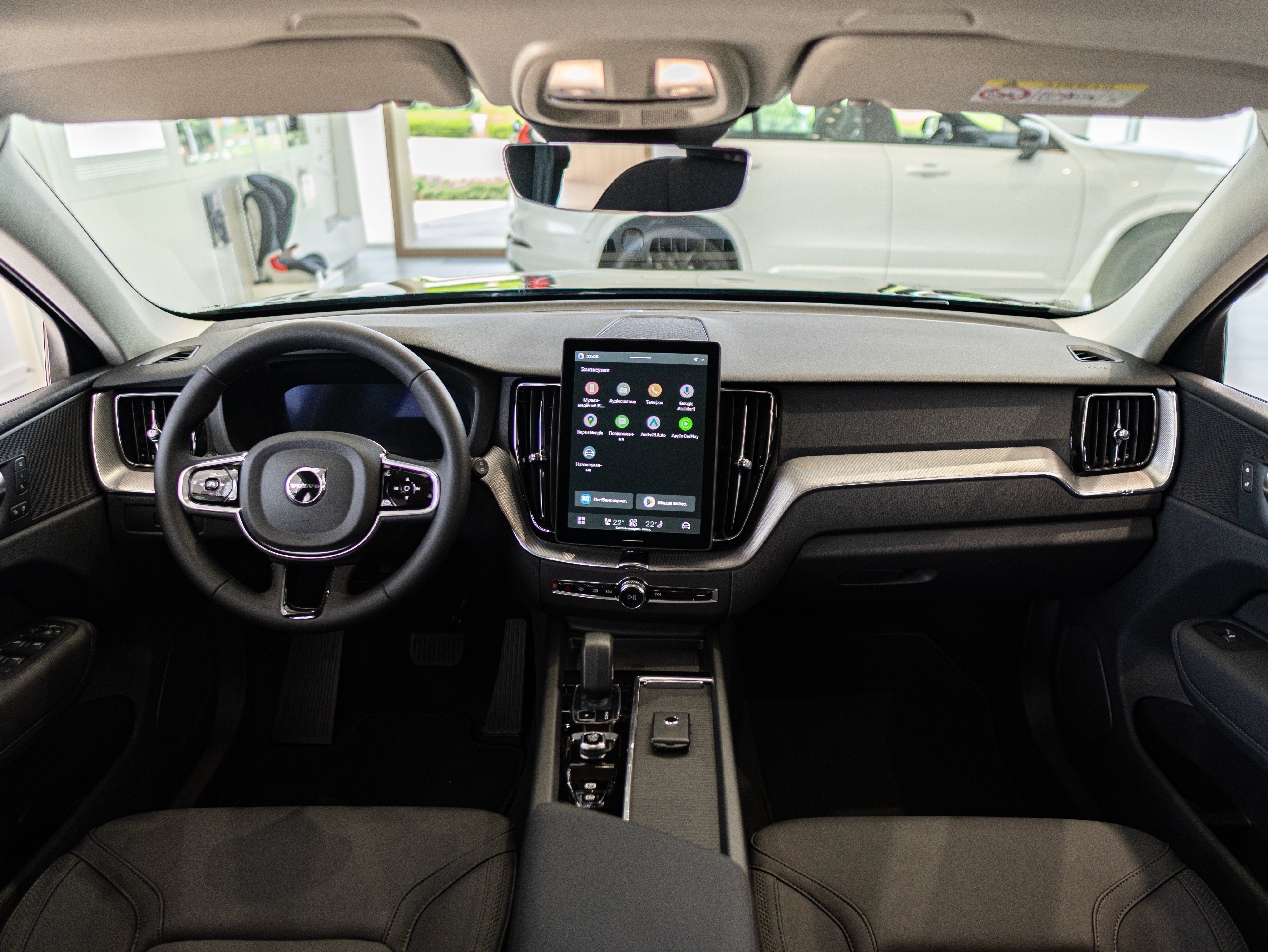 Volvo XC60 B5 Core Onyx Black - Charcoal/Vinyl5/Charcoal 2026