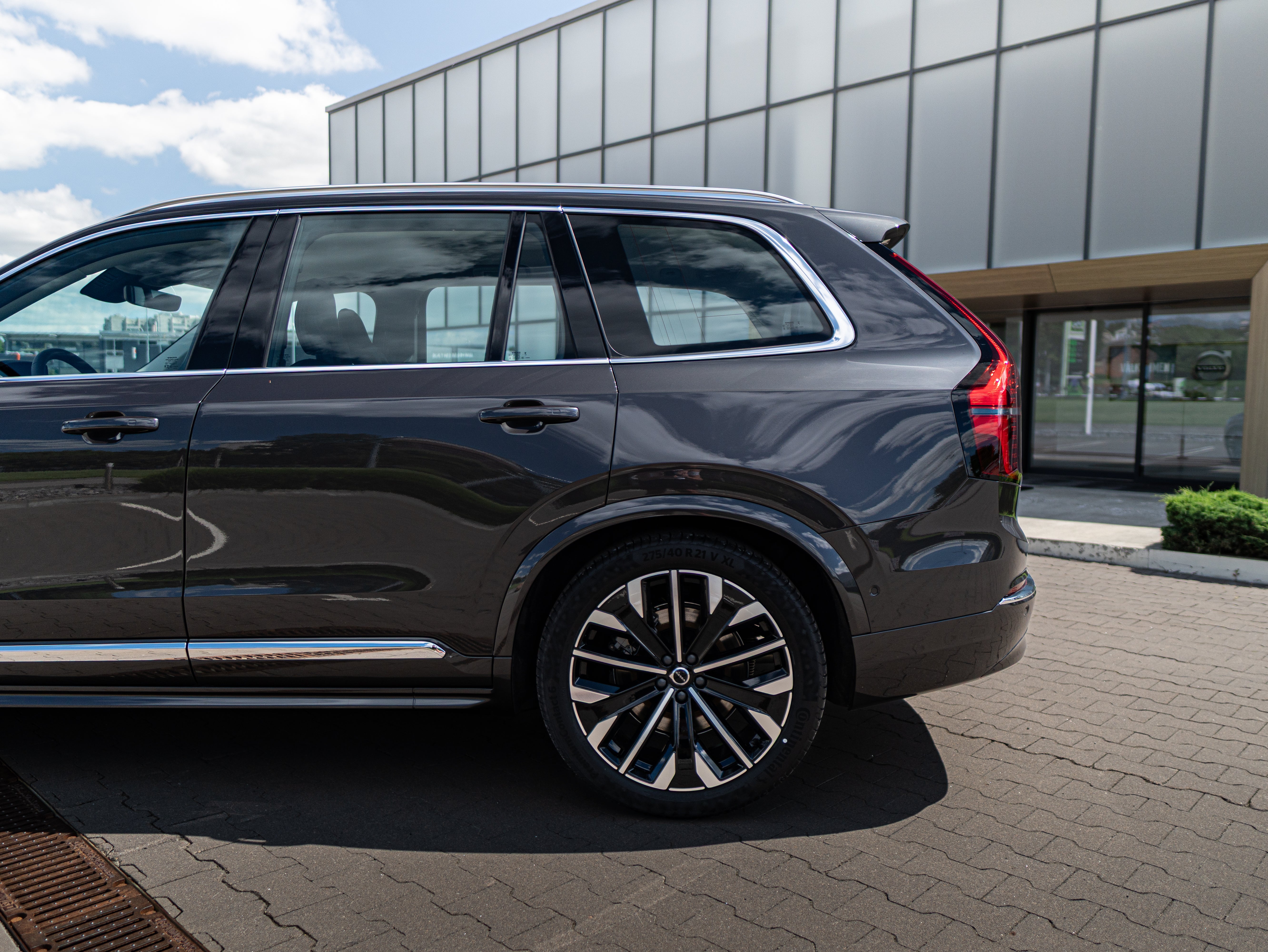 Volvo XC90 B5 Plus Bright Platinum Grey - Charcoal/Leac/Cardamom 2026