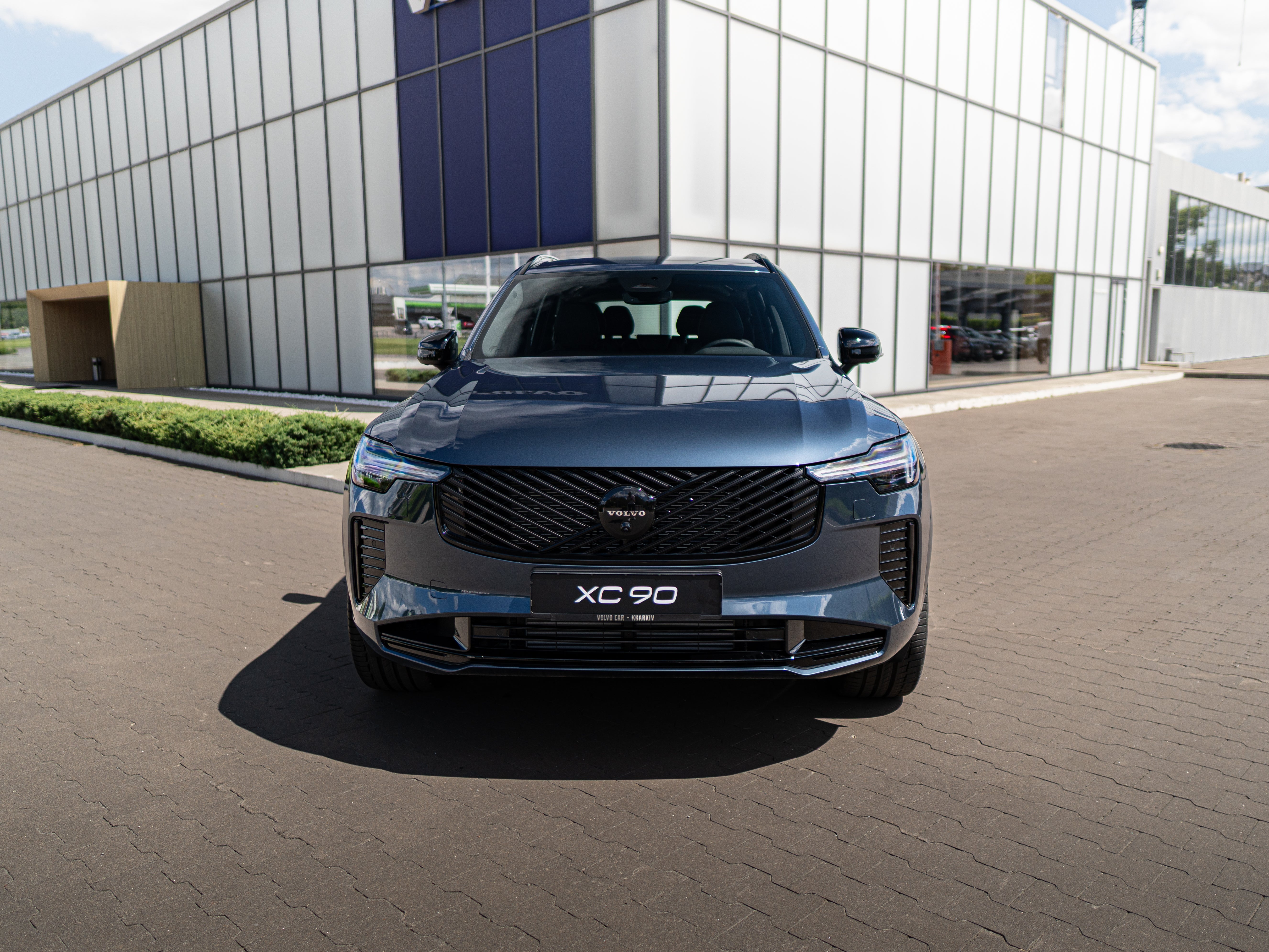 Volvo XC90 T8 Plus Black Edition Denim Blue - Charcoal/Leac/Cardamom 2026
