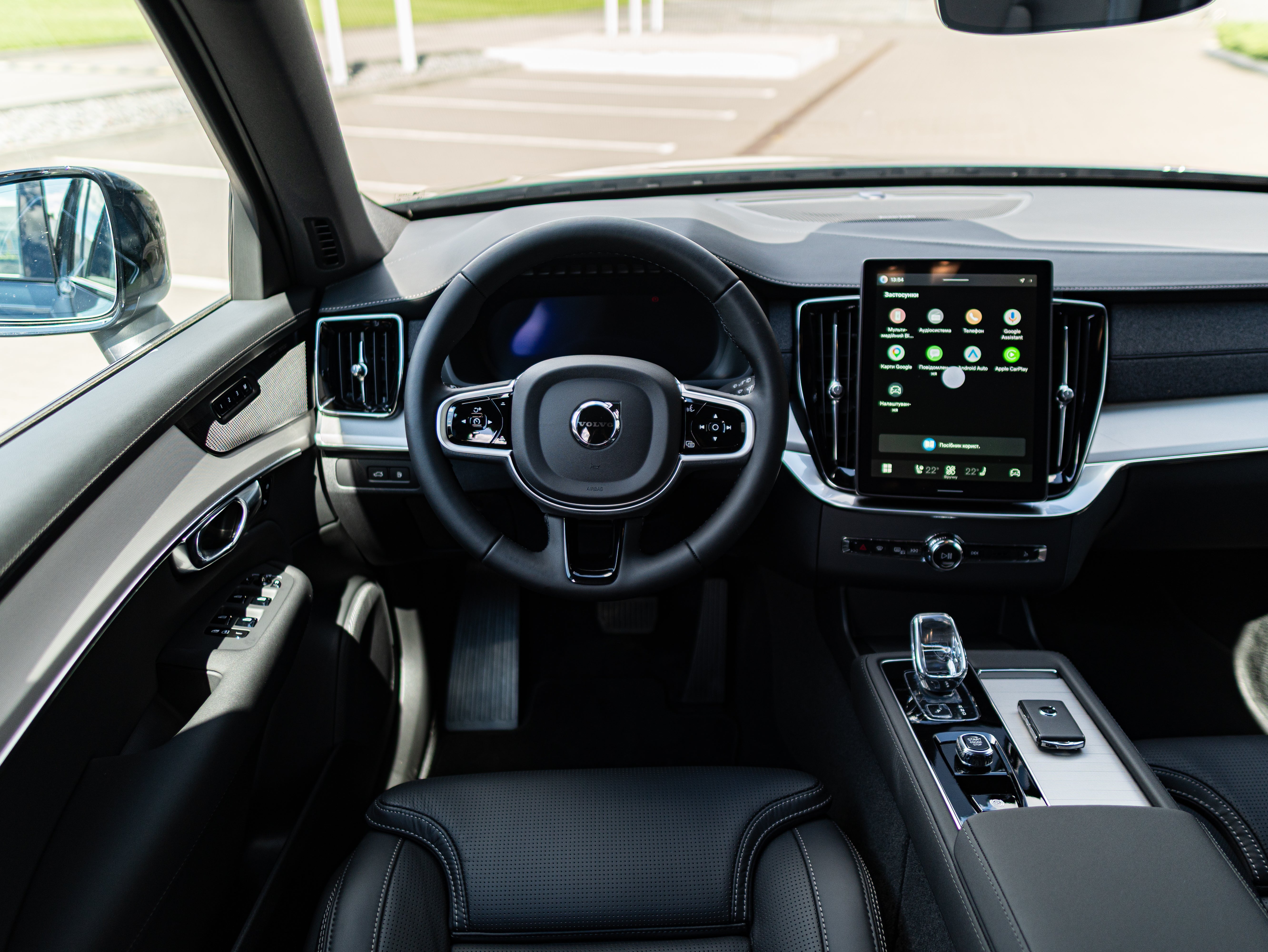 Volvo XC90 T8 Plus Black Edition Denim Blue - Charcoal/Leac/Cardamom 2026