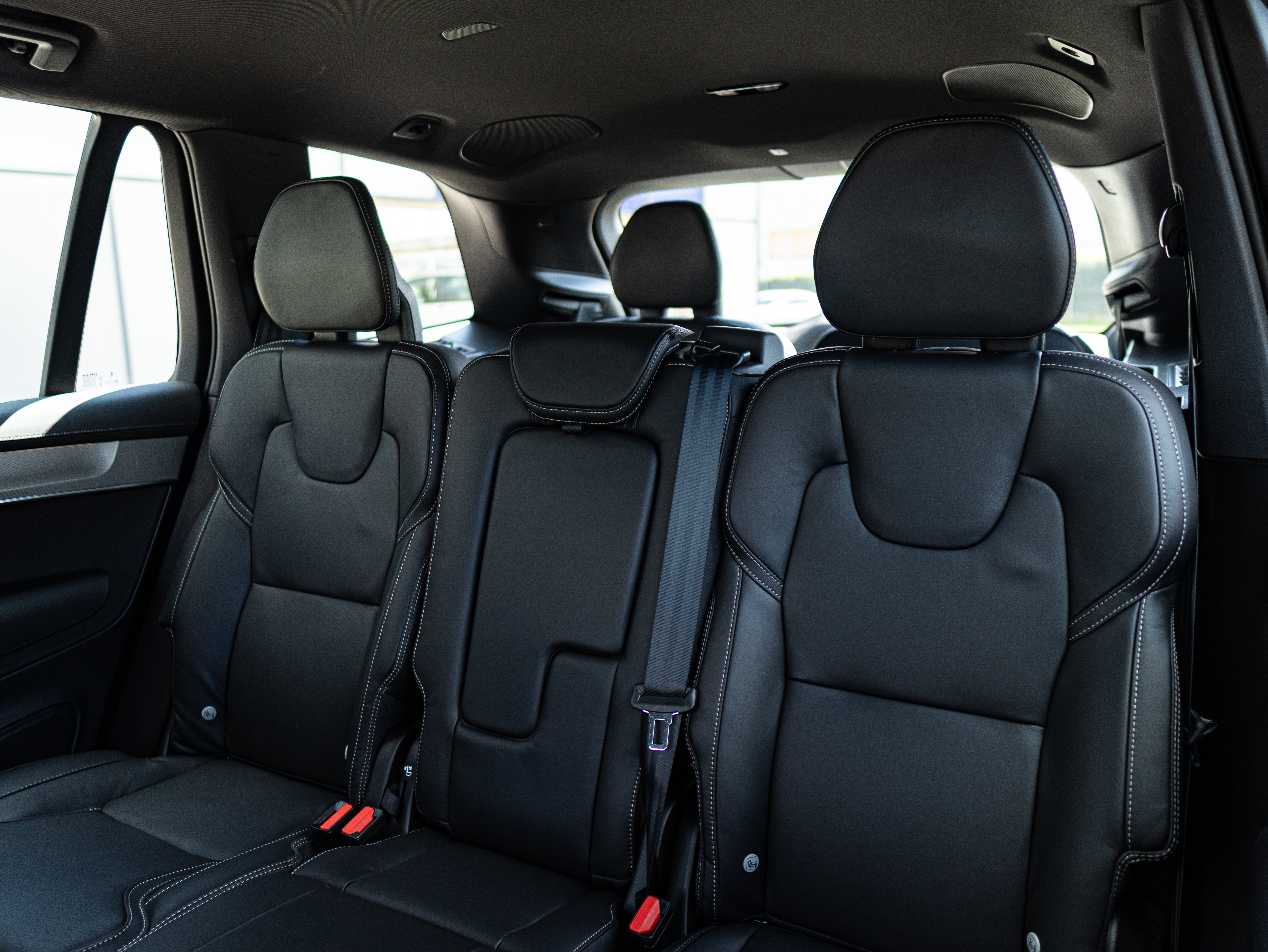 Volvo XC90 T8 Plus Black Edition Denim Blue - Charcoal/Leac/Cardamom 2026