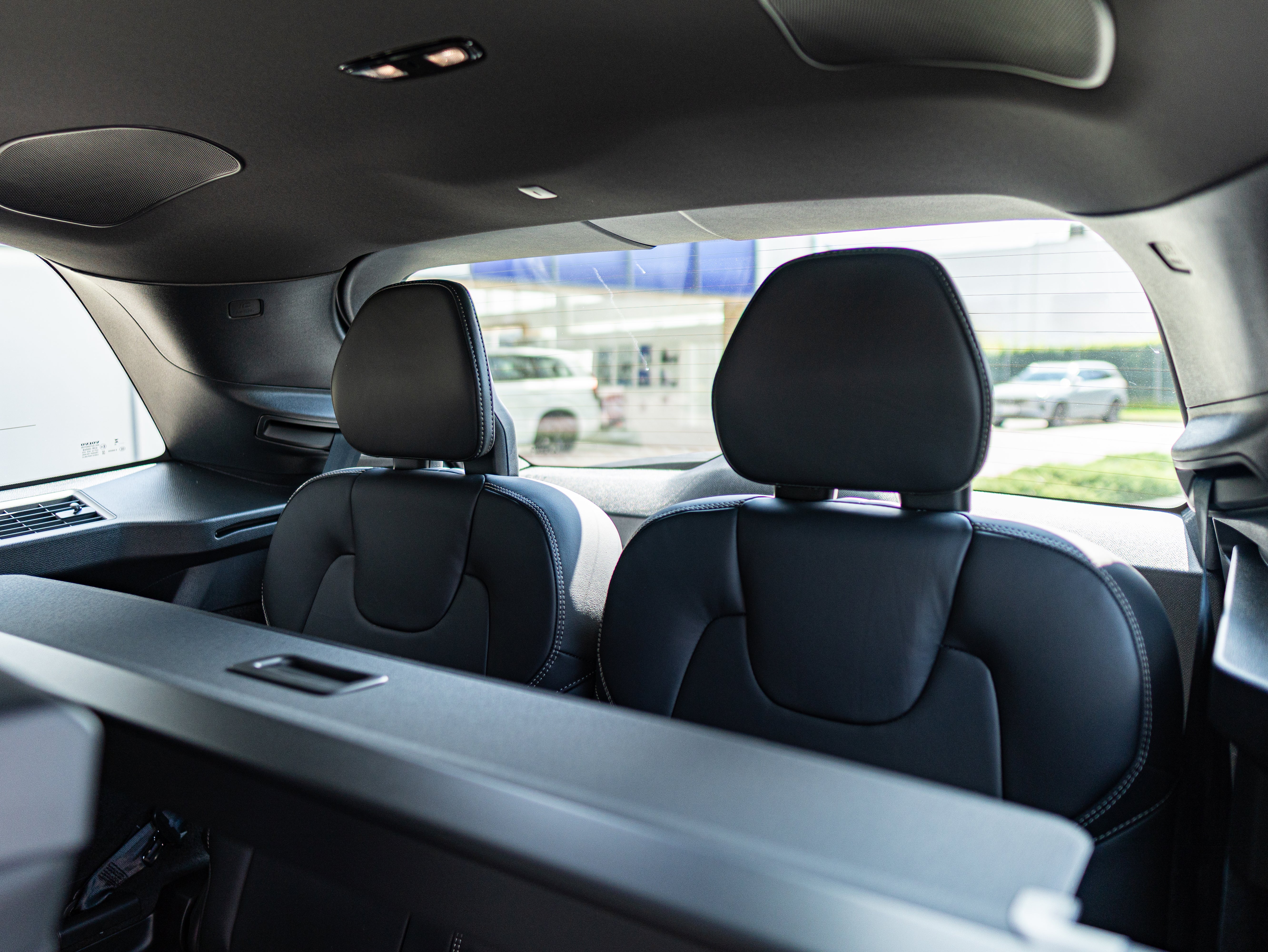 Volvo XC90 T8 Plus Black Edition Denim Blue - Charcoal/Leac/Cardamom 2026
