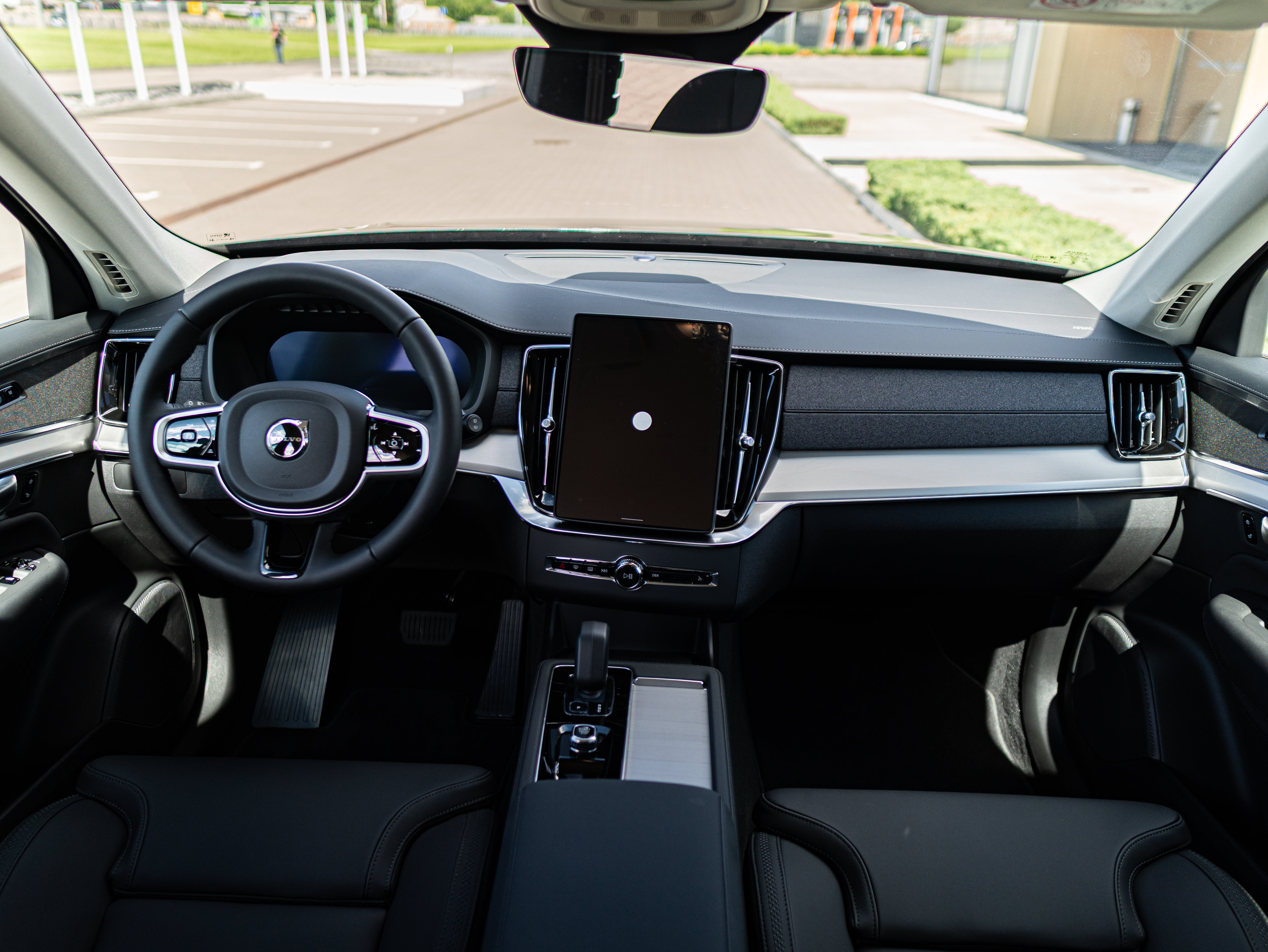 Volvo XC90 B5 Core Platinum Grey - Charcoal/Vinyl5/Charcoal 2026