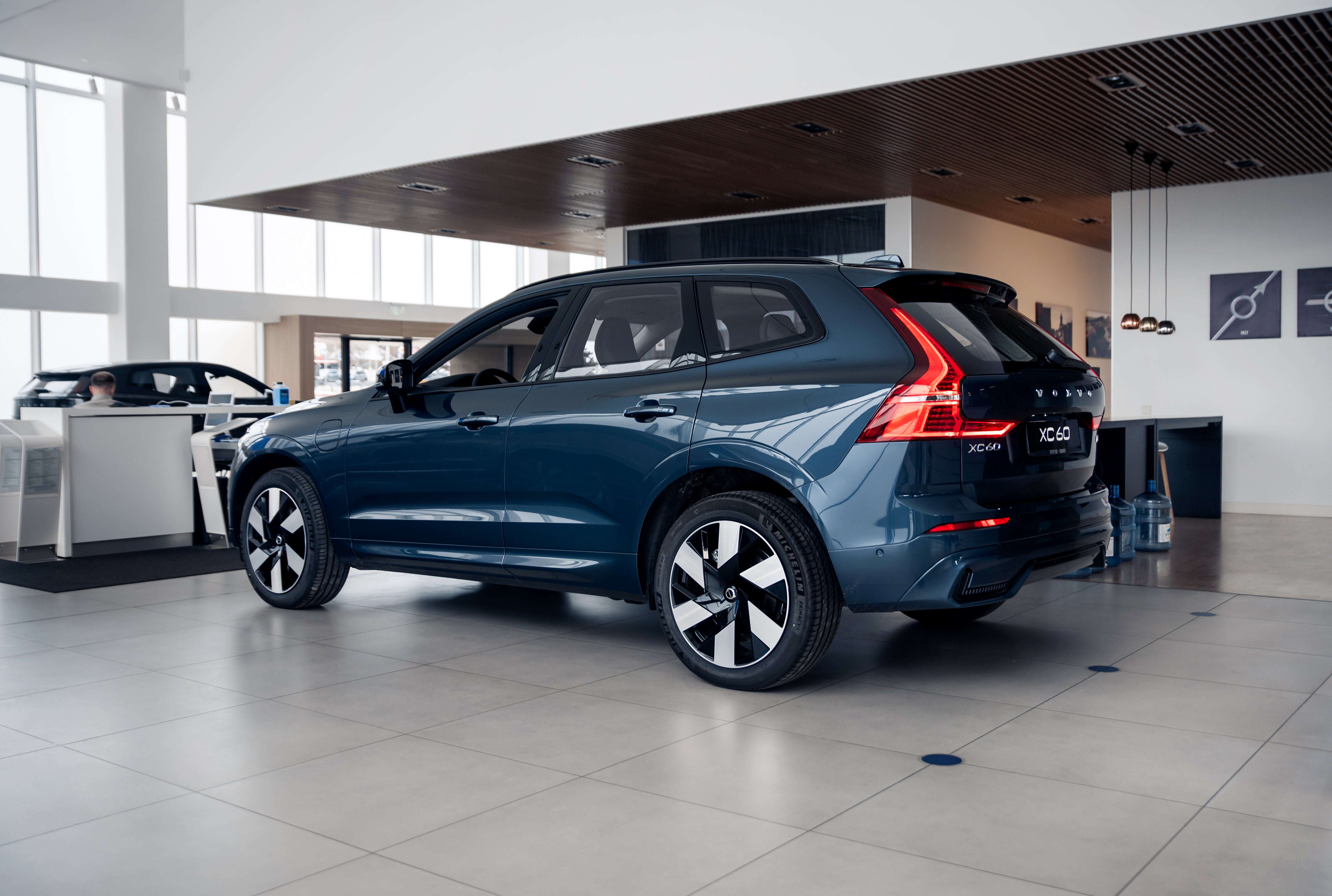 Volvo XC60 T8 ULTRA Denim Blue