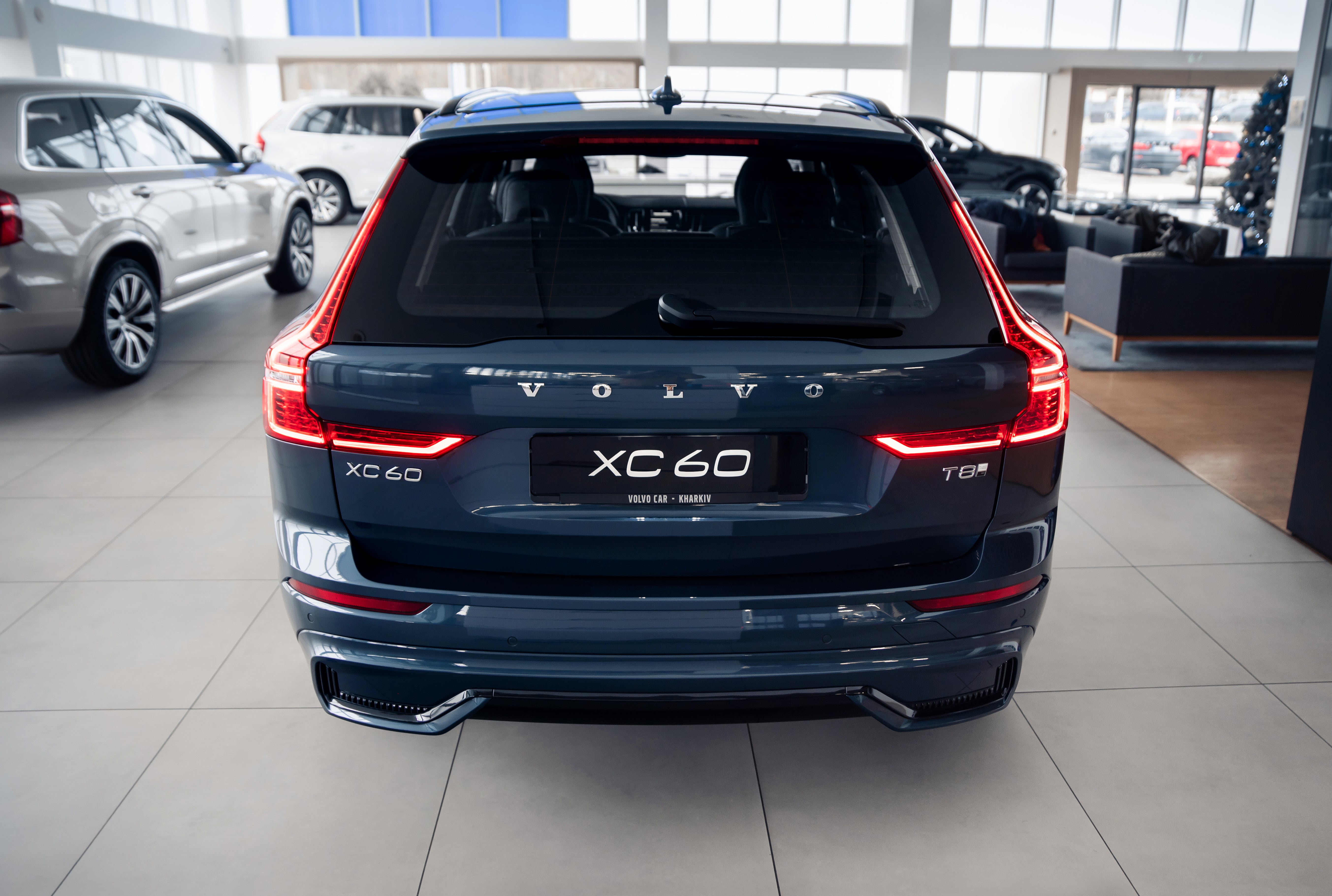 Volvo XC60 T8 ULTRA Denim Blue